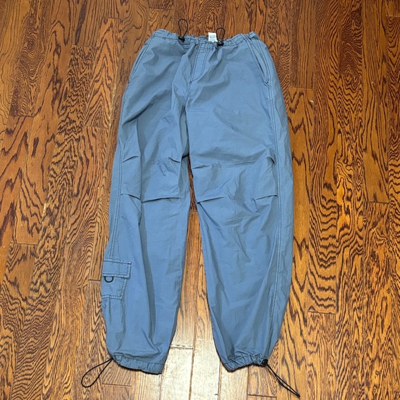Garage Pants - Garage Blue Cargo Pants Women’s Size:‎ Medium